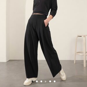 Athleta Brooklyn Heights High Rise Pleated Wide Leg Pant